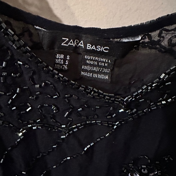 Zara basic sequinced black top - Picture 3 of 3